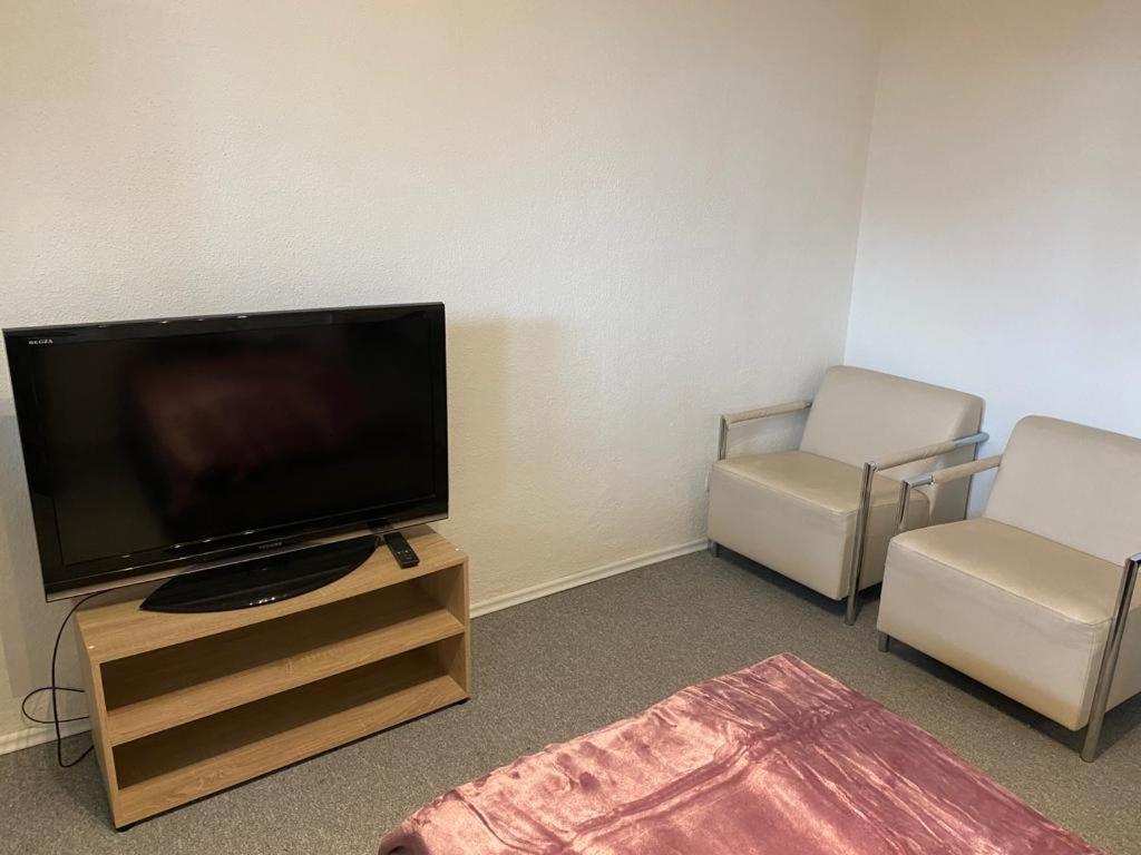 Nahe An Der City Fuer Monteure Und Fuer Urlauber Pforzheim Buitenkant foto