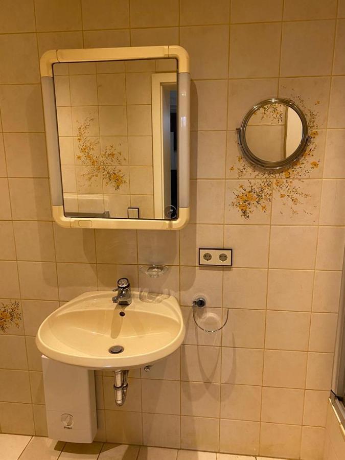 Nahe An Der City Fuer Monteure Und Fuer Urlauber Pforzheim Buitenkant foto