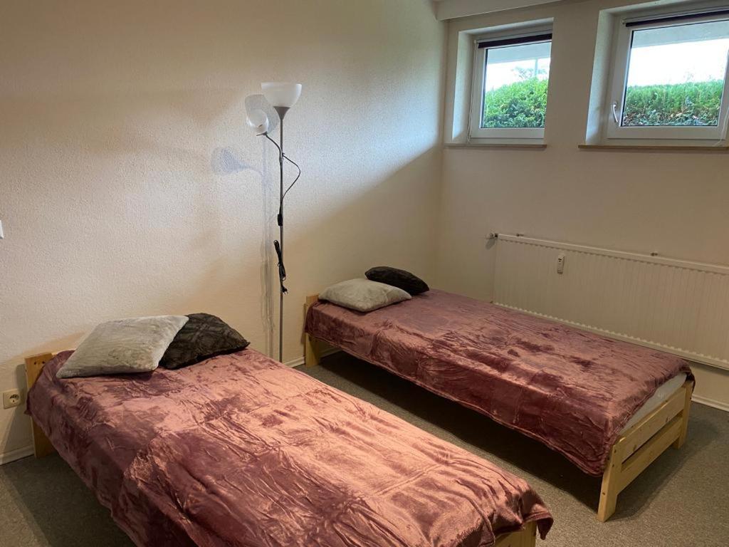 Nahe An Der City Fuer Monteure Und Fuer Urlauber Pforzheim Buitenkant foto
